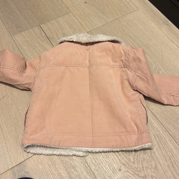 Zara - Picture 3 of 4